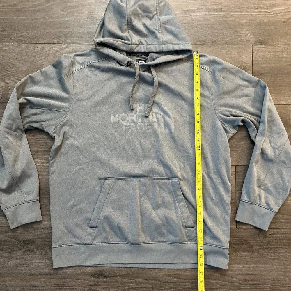 The North Face Mountain Athletics Mens L Pullover Sweatshirt Gray